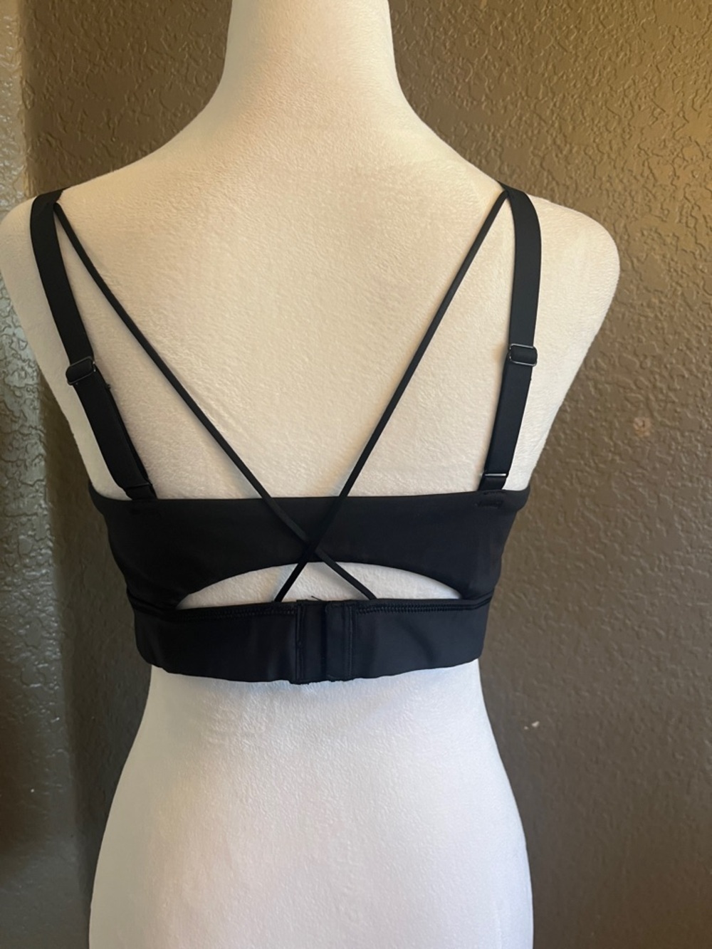 Savage X Fenty Black Strappy Sports Bralette size L - Picture 2 of 4
